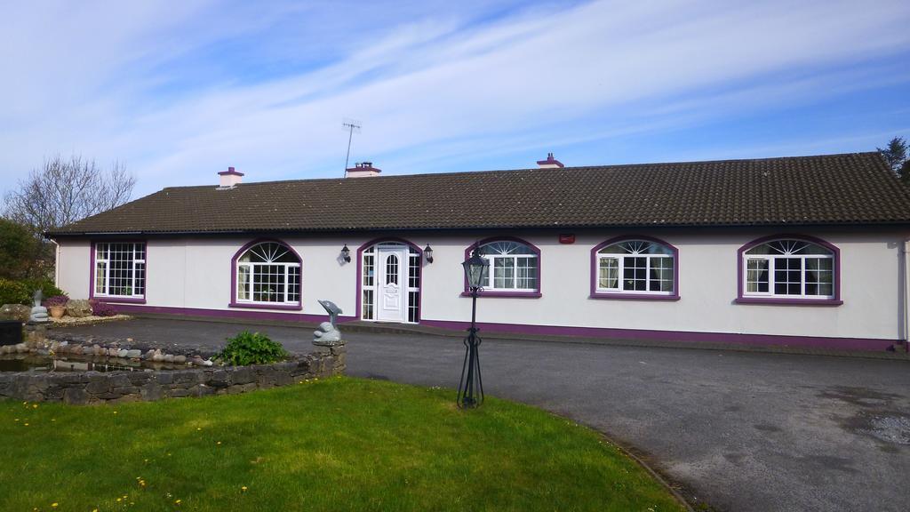 Ponderosa B&B Louisburgh Exterior photo